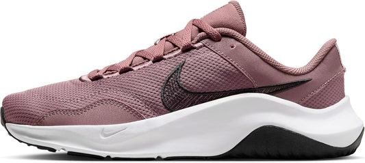 NIKE - Baskets Femme - Legend Essential 3 – €39,99
